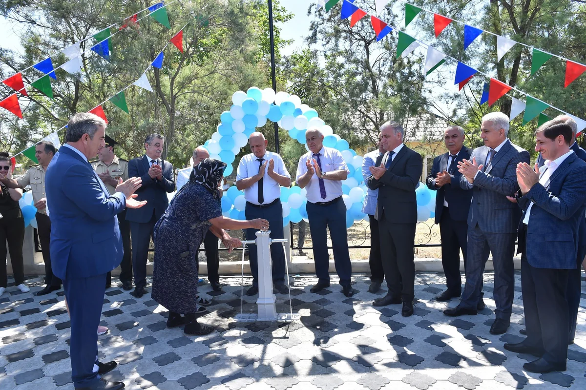 Salyanın yaşayış massivində yeni içməli su təchizatı infrastrukturu yaradılıb