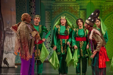 В Аздраме представят спектакль Gəl baharım, gəl yazım