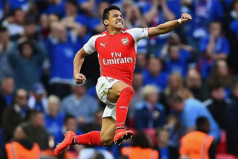 Arsenal London derbisində Tottenhemi məğlub edib - VİDEO