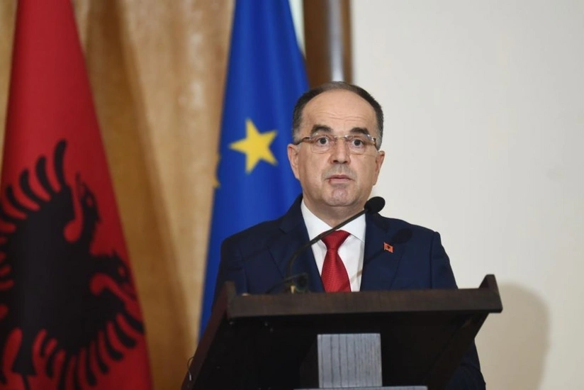 Albanian President congratulates Ilham Aliyev on Independence Day