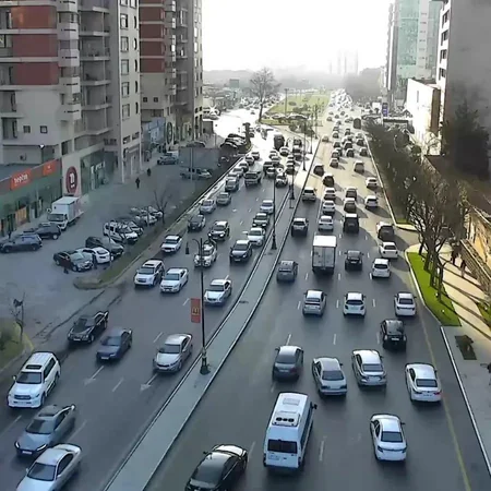 Bakının bir sıra yollarında tıxac var - SİYAHI