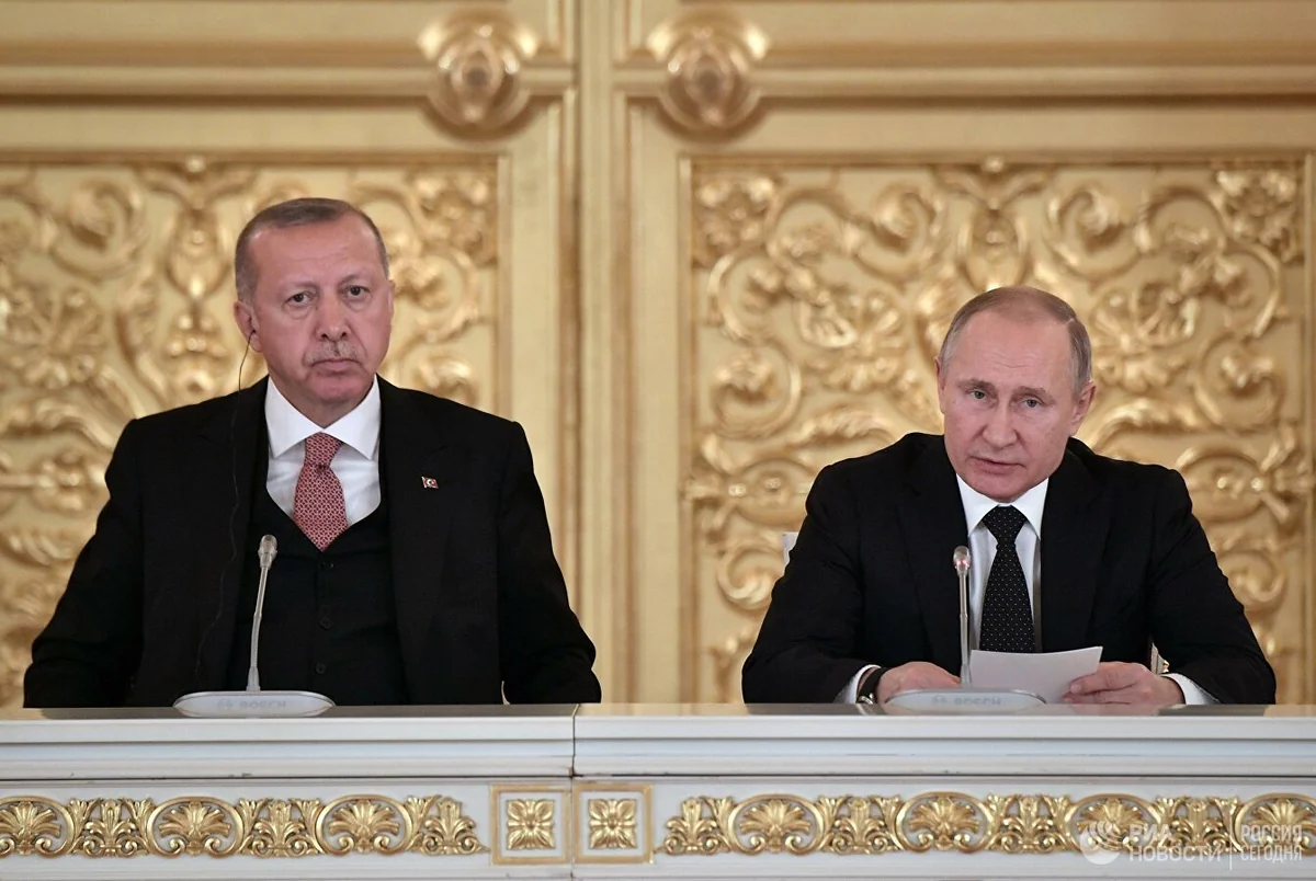 Ərdoğan Putinlə İdlibdə türk hərbçilərinə edilən hücumu müzakirə edəcək