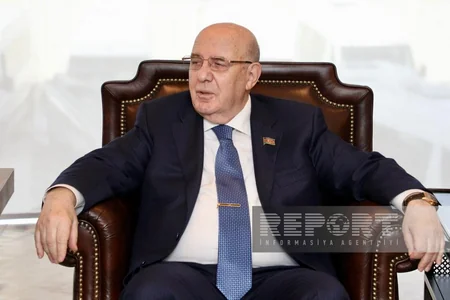 Azərbaycan nümayəndə heyəti AK Partinin İzmir təşkilatını ziyarət edib