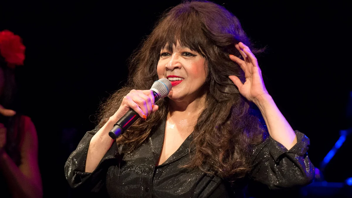 Умерла основательница группы The Ronettes