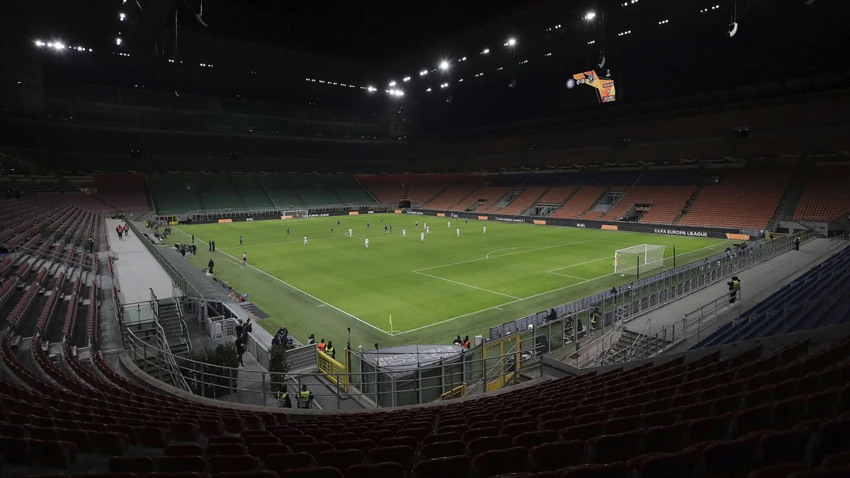 Матчи турецкой Суперлиги будут проходить без болельщиков