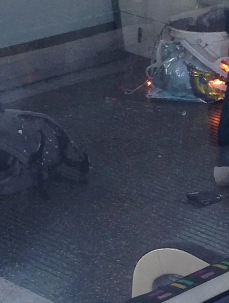 London metrosundakı terror hücumundan sonra 18 nəfər xəstəxanaya yerləşdirilib - YENİLƏNİB-5