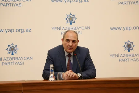 YAP-a birləşən siyasi partiyaların nümayəndələrinə üzvlük vəsiqələri təqdim olunub