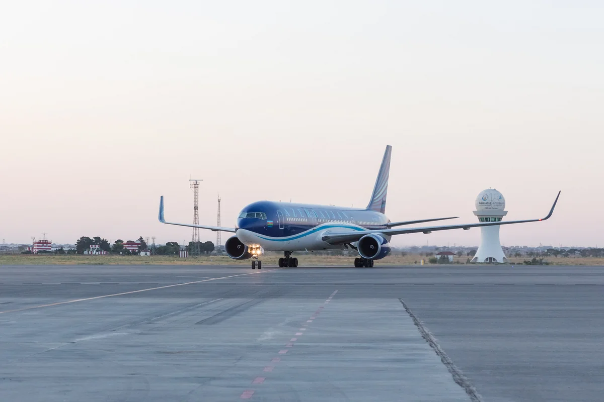 AZAL Dubaydan çarter reysi yerinə yetirdi