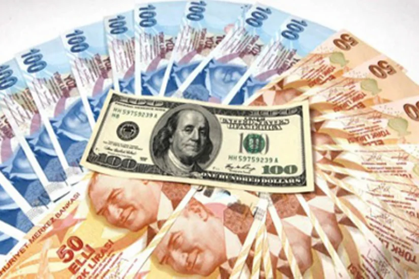 Türkiyədə dolların məzənnəsi yeni rekord həddə çatıb