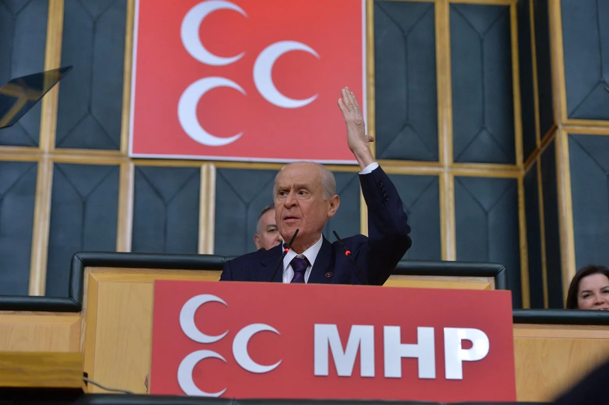 MHP: Təpələrinə vura-vura Qarabağ alınmalıdır