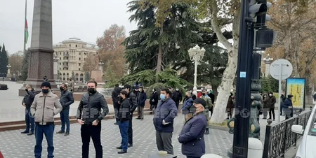 Gəncədə şəhidlərin xatirəsi anılıb