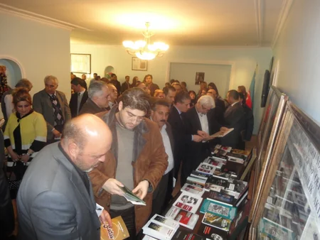 ​Azərbaycanın Təbrizdəki baş konsulluğunda Xocalı soyqırımı anılıb