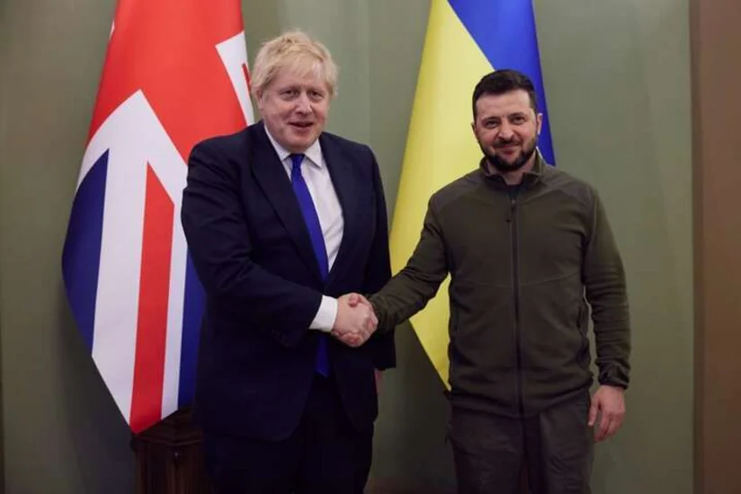 Зеленский рассказал, о чем говорил с приехавшим в Киев Джонсоном