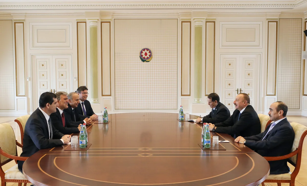 President Ilham Aliyev received delegation led by Abdullah Gül