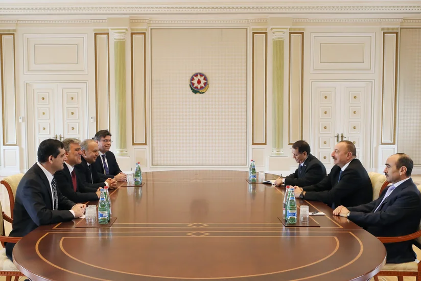 President Ilham Aliyev received delegation led by Abdullah Gül