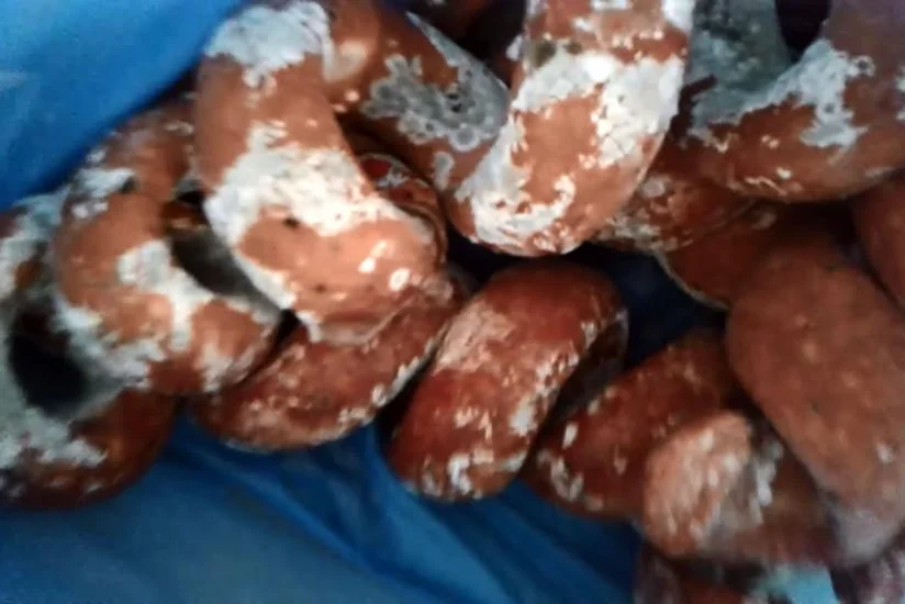 Dövlət Baytarlıq Nəzarəti Xidməti Bakıda 100 kq yararsız kolbasa aşkarlayıb