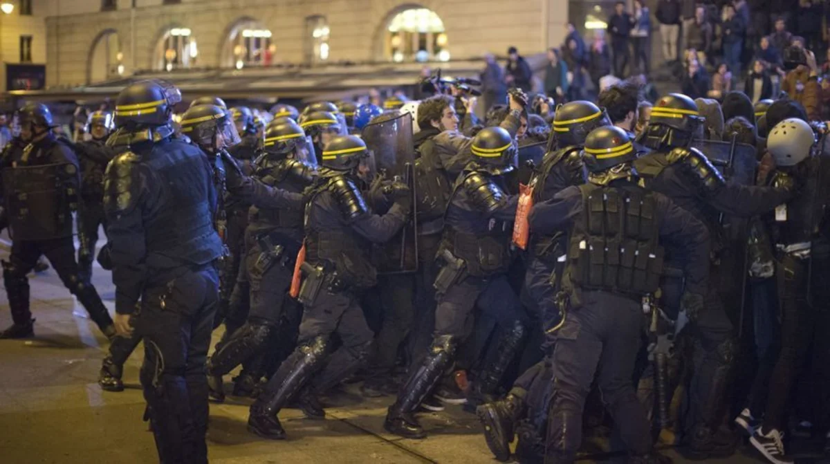 Parisdə antikapitalist yürüşünün 141 iştirakçısı tutulub