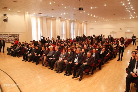 Azərbaycanda xarici tələbələrin də qatıldığı qış məktəbi fəaliyyətə başlayıb