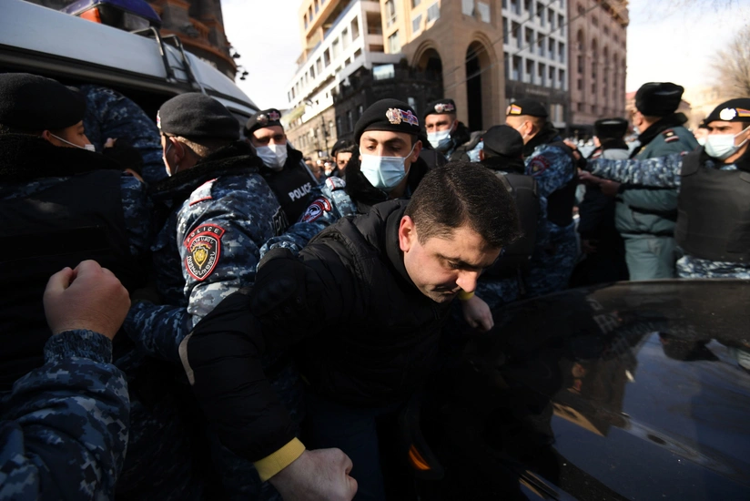 Оппозиция Армении сегодня вновь выйдет на митинг