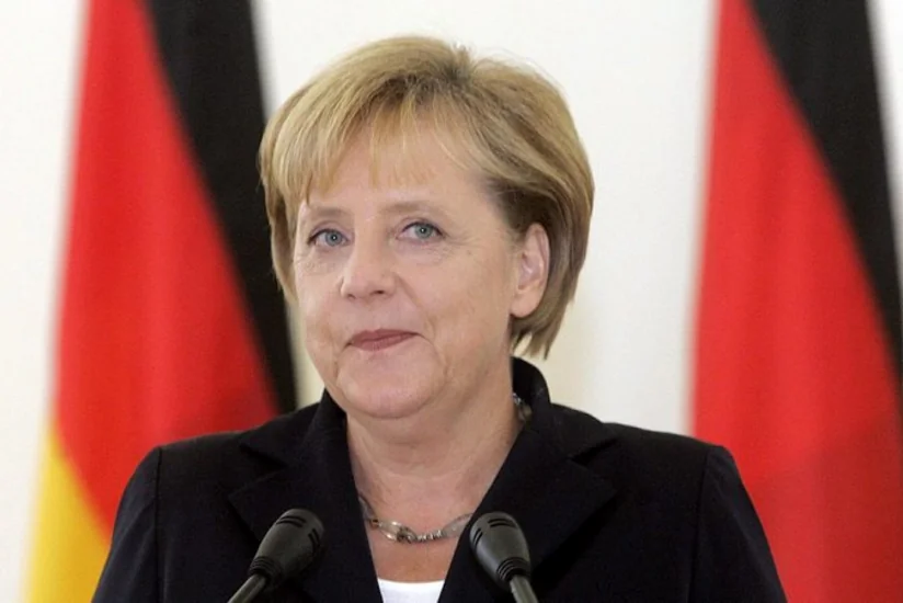 Merkel dördüncü dəfə kansler vəzifəsinə namizədliyini irəli sürəcək