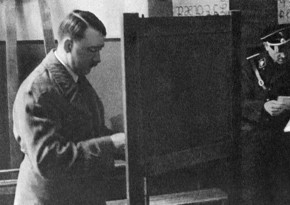 СВР рассекретила документы о планах Гитлера устроить переворот в СССР в 1933 году