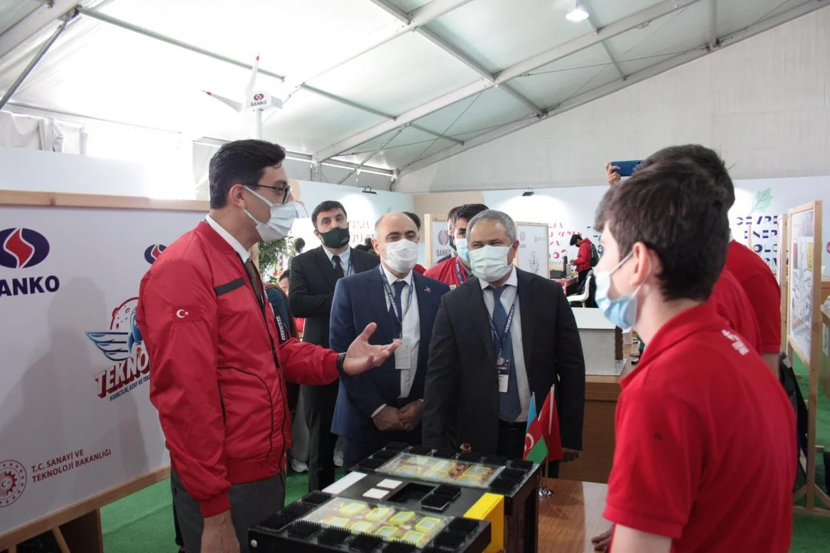 Fərid Qayıbov İstanbulda Teknofestə qatılıb