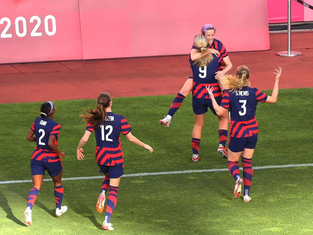 Tokio-2020: Qadınların futbol turnirində bürünc medalçı bəlli olub