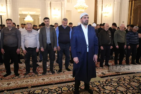 Bakıda Qədr gecəsi keçirilir – FOTOREPORTAJ