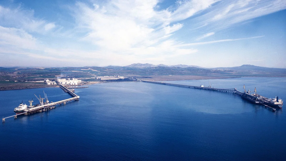 BTC ilə tranzit neftinin nəqli 36% artıb