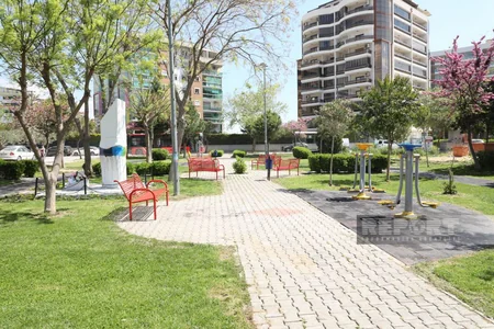 Azərbaycan nümayəndə heyəti İzmirdə Heydər Əliyev və Azərbaycan Dostluq parklarında olublar