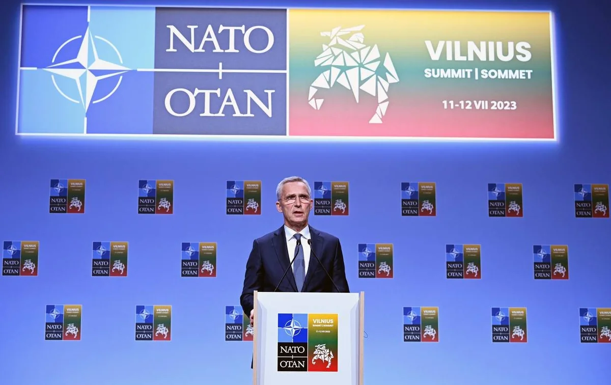 NATO Baş katibi: “Rusiyanın Belarusdakı hərəkətlərini diqqətlə izləyirik”