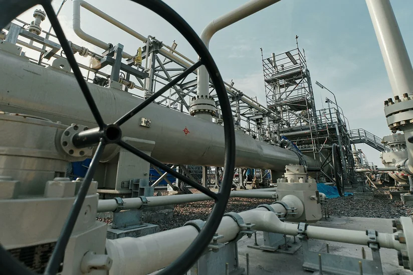 Цены фьючерсов на газ в Европе растут почти на 30%