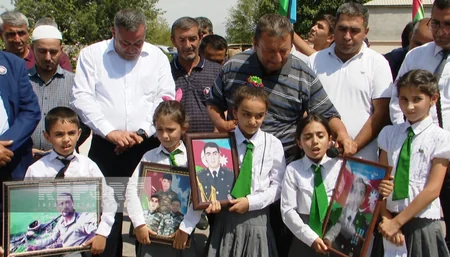 Şərurda kənd sakinləri öz hesabına “Şəhidlər” məscidi tikir