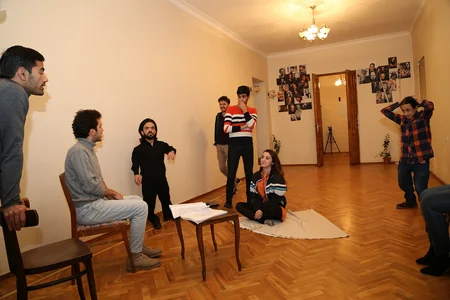 ƏSA Teatrında “Adamlar və siçanlar” tamaşasının premyerası keçiriləcək