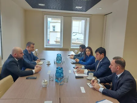 Fuad Muradov Polşanın Xaricilər Ofisinin rəhbəri və qubernatorla görüşüb