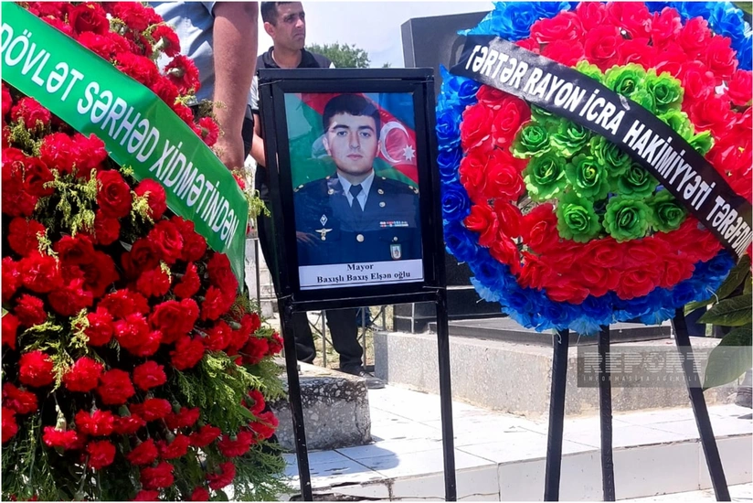 DSX-nin ildırım vurması nəticəsində həlak olan mayoru Baxış Baxışlı Tərtərdə dəfn edilib