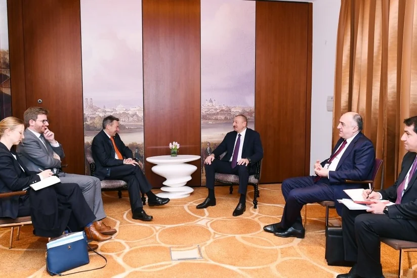 President meets with head of International Committee of Red Cross