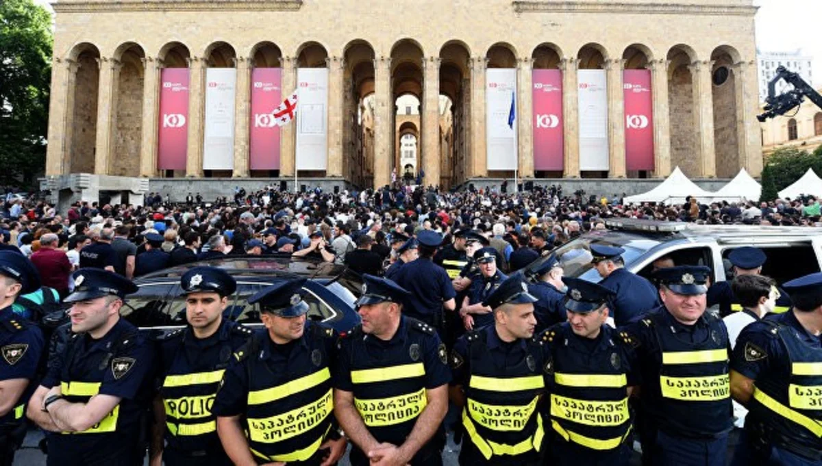 В Грузии протестующие требуют до 10 июня расследовать убийство подростков