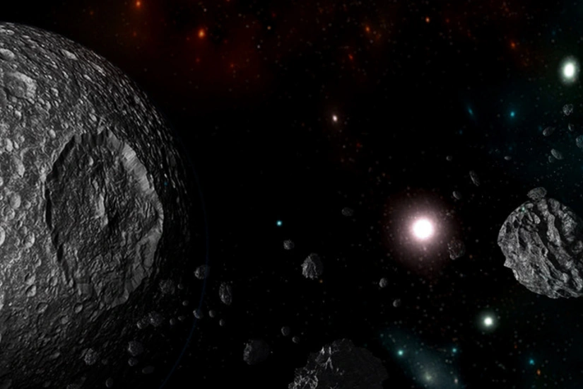 Guardian: Мини-луна отдалится от Земли к 2055 году