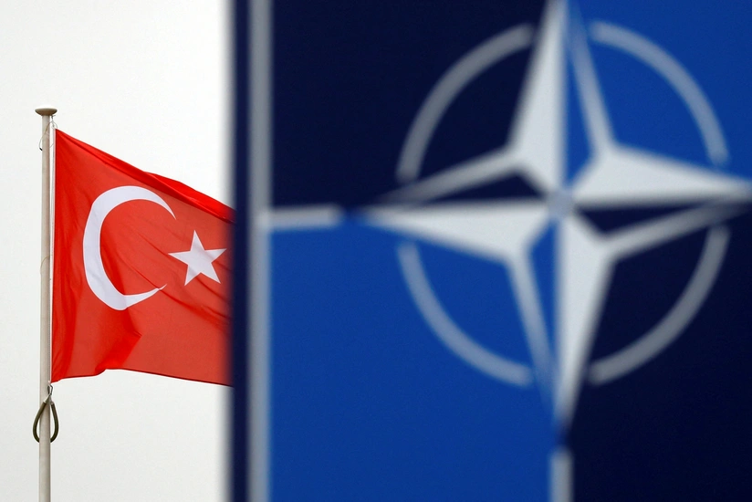 Türkiye to host NATO summit in 2026