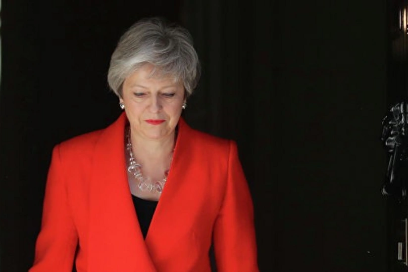 Tereza Mey partiya sədrliyindən istefa verib