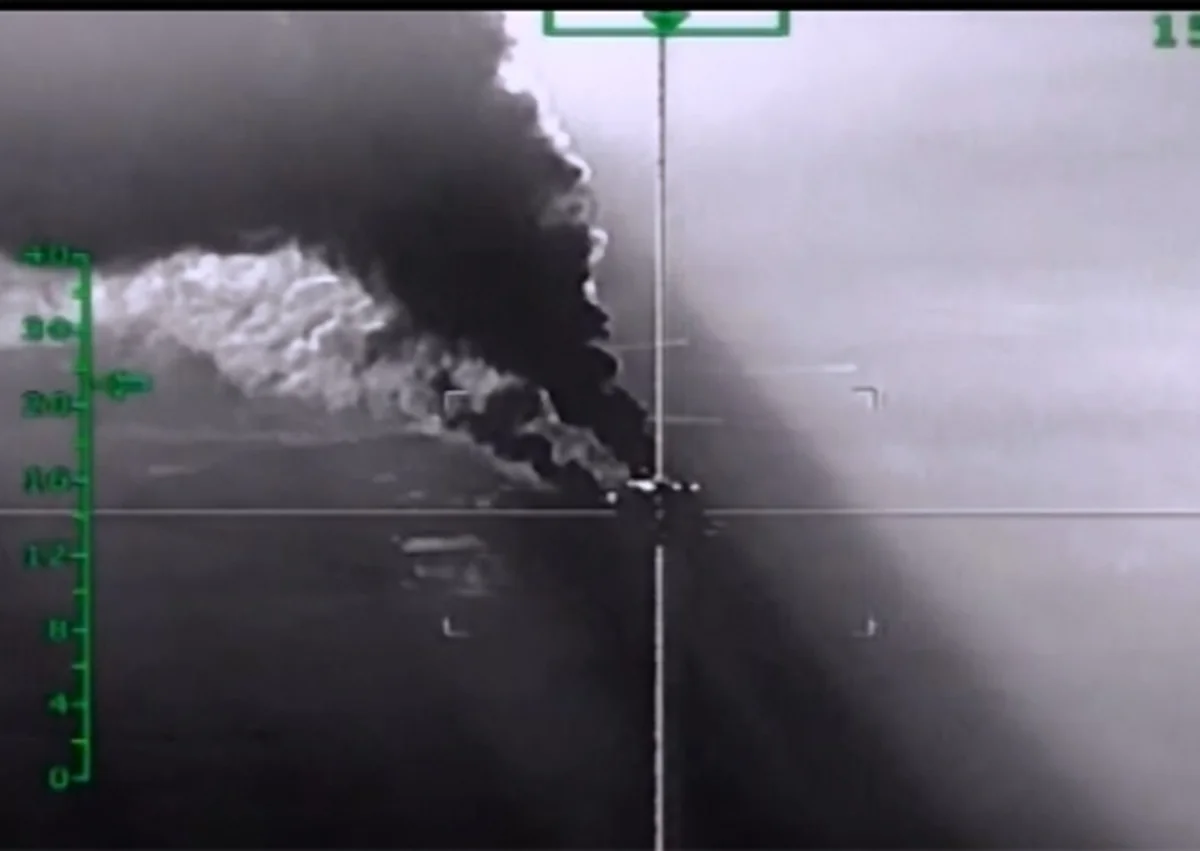 Минобороны России опубликовало видео ударов крылатых ракет по ИГ - ВИДЕО