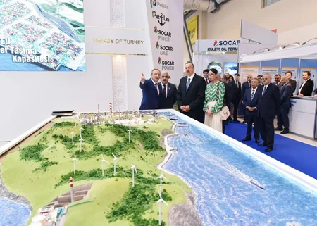 ​Prezident İlham Əliyev Bakıda XXII Beynəlxalq “Xəzər Neft və Qaz 2015” sərgisinin açılışında iştirak edib