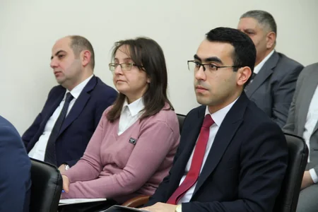 Vəkilliyə namizədlərlə icbari təlimə başlanılıb