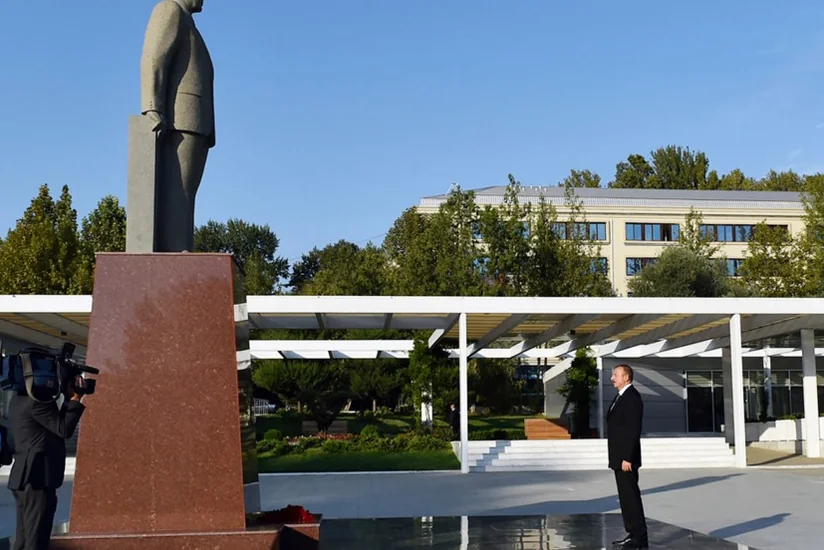 Президент Ильхам Алиев прибыл в Мингячевир
