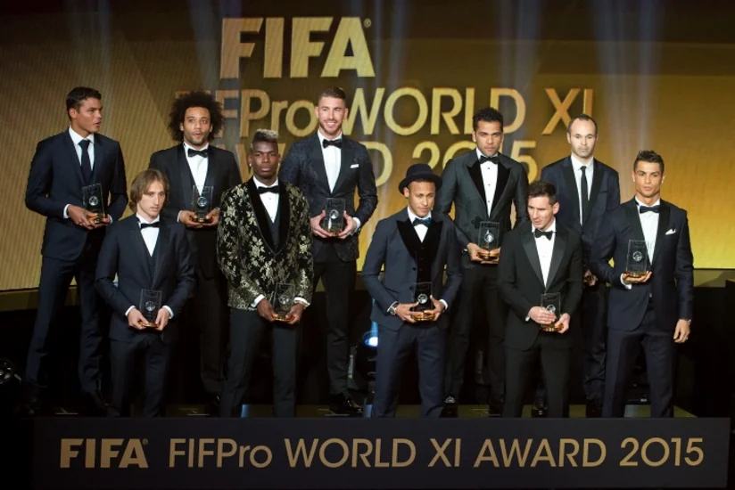 ​FİFA 2015-ci ilin rəmzi komandasını açıqlayıb