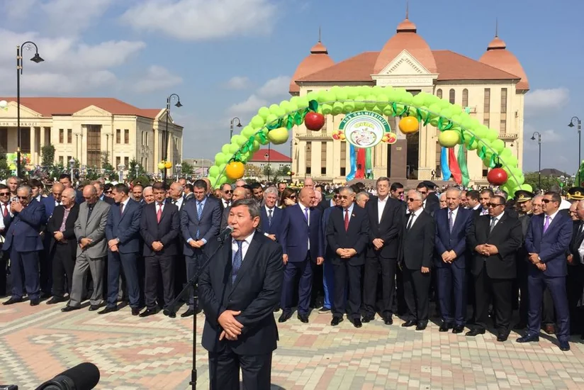 Азербайджанская Губа и кыргызский Кант подписали протокол о побратимских связях