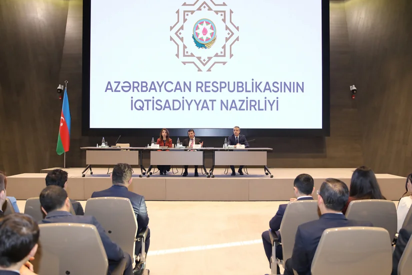 Nazir müavini “Uğur yolu” müsabiqəsinin qalibləri ilə görüşüb