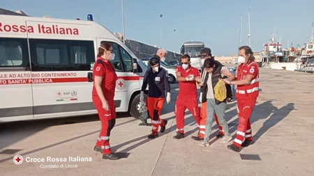 İtaliyada azyaşlı azərbaycanlı miqrant xilas edilib