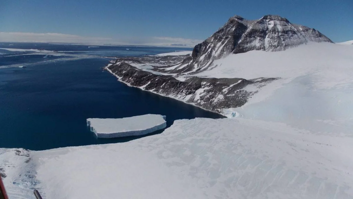 Antarctica hits highest temperature on record